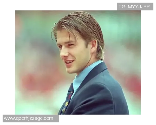 足球巨星拼搏精神感动无数球迷展现不屈韧性与热血奋斗的传奇人生 足球巨星拼搏精神感动无数球迷展现不屈韧性与热血奋斗的传奇人生